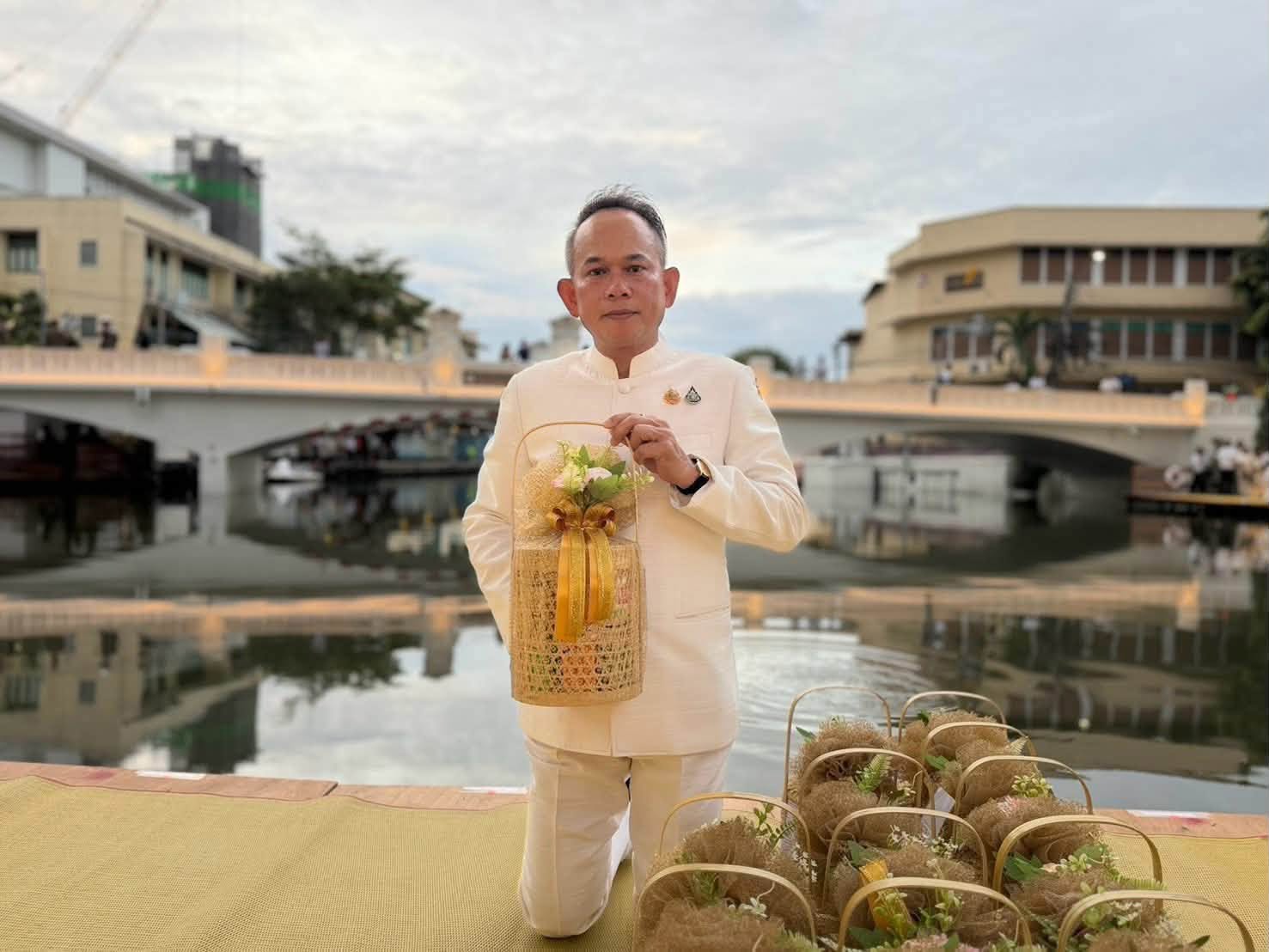 ผู้ว่าราชการจังหวัดภูเก็ต นำหัวหน้าส่วนราชการร่วมงานเฉลิมพระเกียรติฯ พร้อมเยี่ยมชมบูธ &ldquo;Phuket City of Gastronomy&rdquo; ณ สวนสาธารณะป้อมมหากาฬ