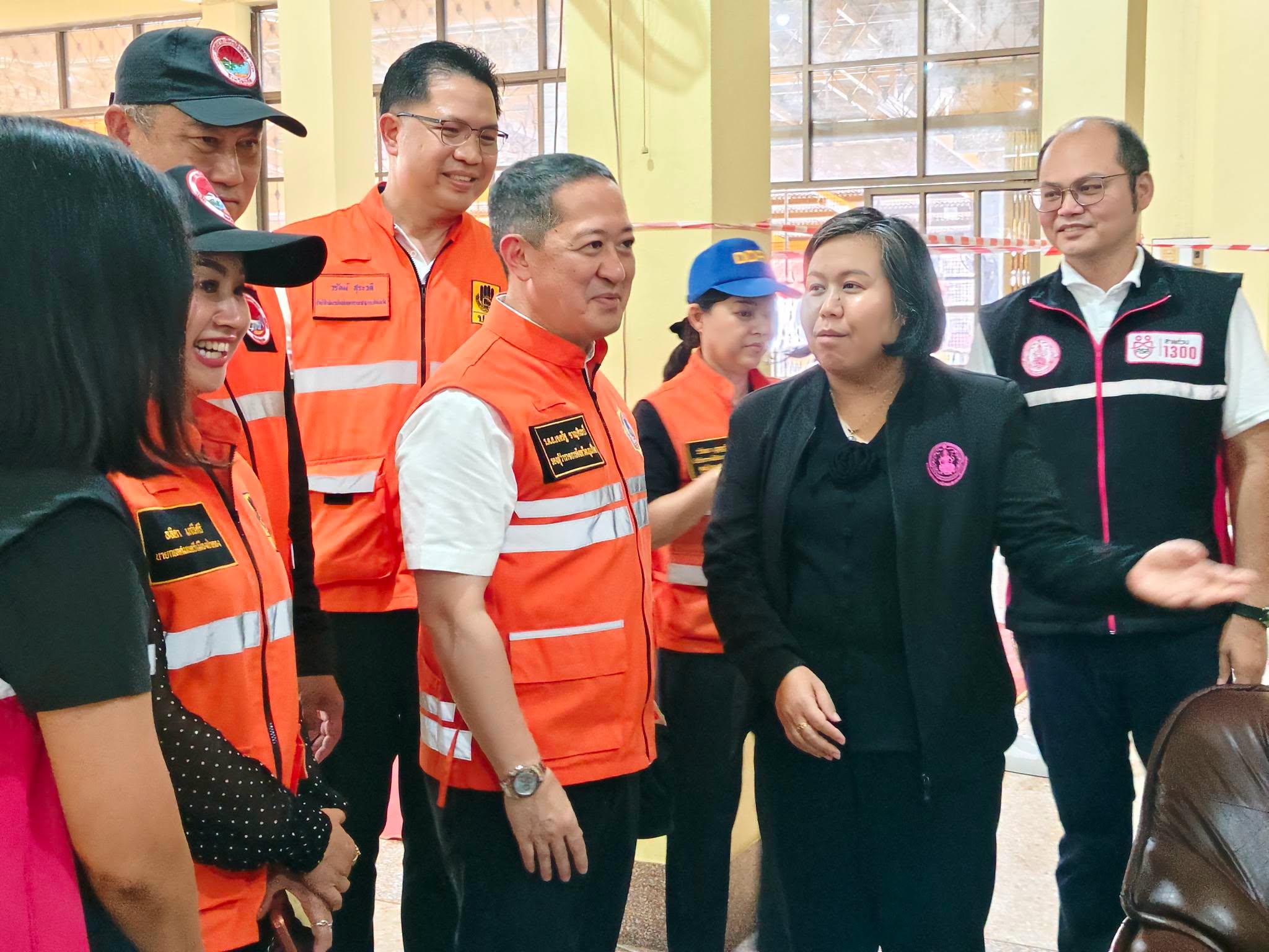 จังหวัดภูเก็ตฝึกซ้อมแผนรับมืออุทกภัย วาตภัย และดินโคลนถล่ม ระดมกำลังทุกภาคส่วนกว่า 800 คน เสริมความพร้อมรับมือภัยพิบัติอย่างมีประสิทธิภาพทุกมิติ