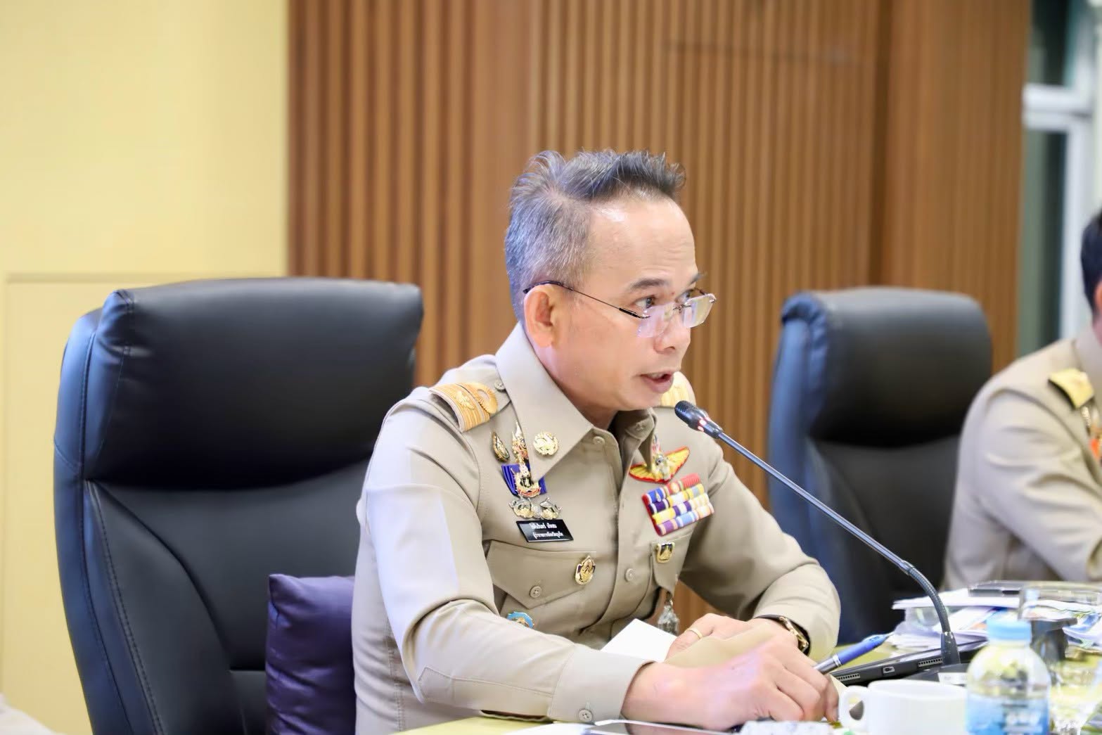 ด่วน! ผู้ว่าฯ ภูเก็ต สั่งการ 3 มาตรการเร่งด่วน รับมืออุทกภัยและดินสไลด์ กำชับทุกหน่วยงานดูแลความปลอดภัยประชาชนสูงสุด